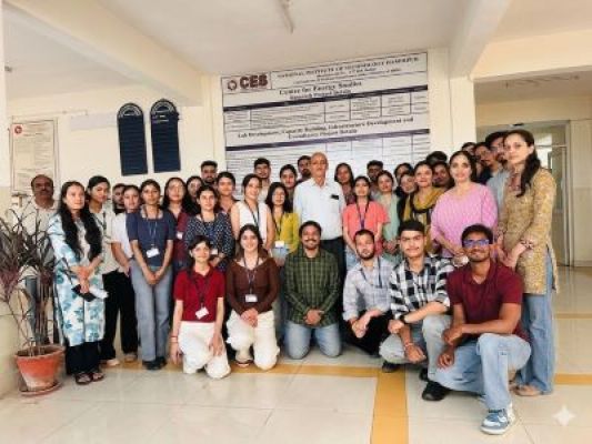 तकनीकी विवि के विद्यार्थियों ने किया सेंटर फॉर एनर्जी स्टडीज का दौरा