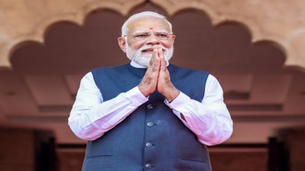 पीएम मोदी की पहल से काशी विश्वनाथ की वैदिक घड़ी को मिला वैश्विक पहचान का गौरव