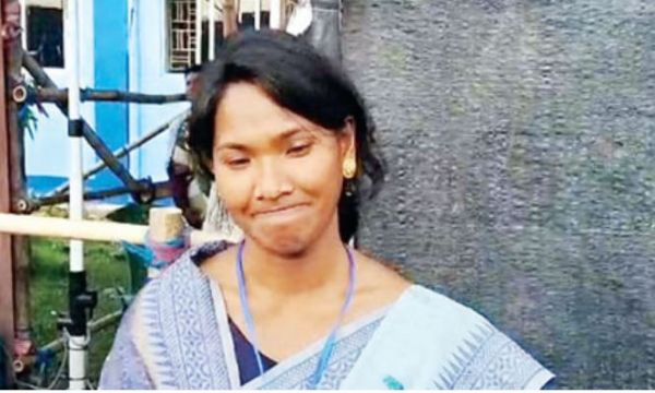 स्वप्ना बर्मन ने छोड़ी रेल की नौकरी, चुनाव में हार के बाद उनके सामने दोहरी चुनौती