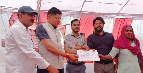शिक्षा प्लस प्रोग्राम के तहत 2450 लाभार्थियों को मिले साक्षरता प्रमाण पत्र