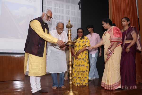 आईपीयू में भारतीय ज्ञान परंपरा: निरंतरता, विच्छेद और समन्वय पर राष्ट्रीय सम्मेलन आयोजित