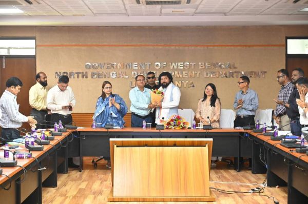 उत्तरकन्या में मंत्री निशीथ प्रामाणिक का पहली बैठक, घटिया काम करने वाले होंगे ब्लैकलिस्ट