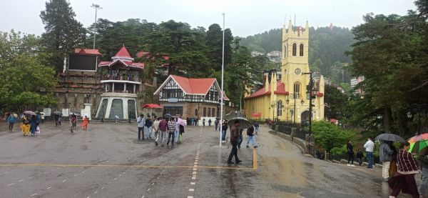 गर्मी से बेहाल हिमाचल में बदला मौसम, शिमला-मनाली सहित कई जगह बारिश और तेज हवाएं, अलर्ट