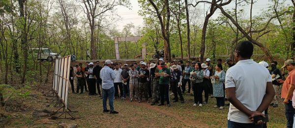 धमतरी में आईएफएस प्रशिक्षुओं ने सीखा वनों के वैज्ञानिक प्रबंधन का व्यावहारिक पाठ