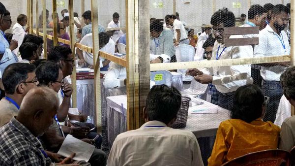 बंगाल के फलता में दो राउंड की गिनती में भाजपा 15 हजार मतों से आगे, तृणमूल चौथे स्थान पर
