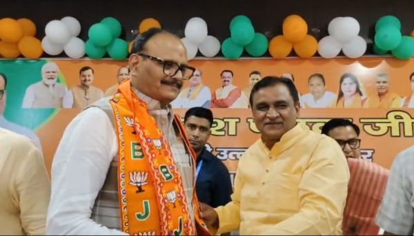 संभल पहुंचे उपमुख्यमंत्री बृजेश पाठक, कहा&mdash; उप्र में ऐतिहासिक जीत के साथ फिर सरकार बनाएगी भाजपा
