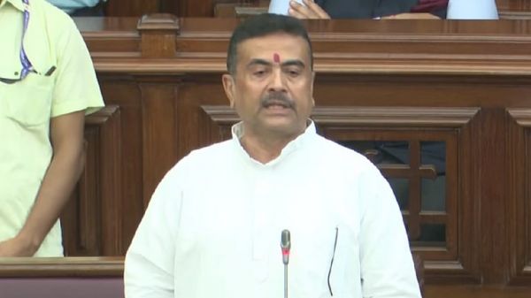 प्रशासनिक समन्वय मजबूत करने की पहल, हर महीने सचिवों के साथ बैठक करेंगे मुख्यमंत्री शुभेंदु अधिकारी