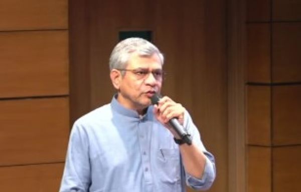 दिल्ली‑एनसीआर में पुराने ट्रक‑बस बदलने की 9,585 करोड़ की योजना को मंजूरी