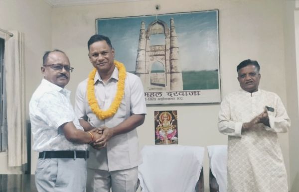 करीला धाम और चंदेरी को विश्व पटल पर पहचान दिलाएगी दिल्ली से रेल कनेक्टिविटी: एएसपी कंवर