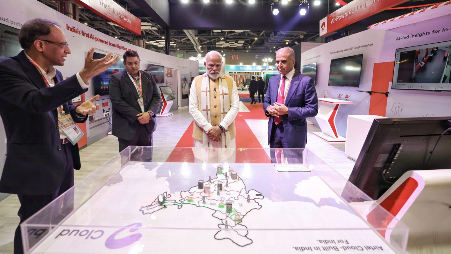 3,250 वक्ताओं और 500 सत्रों के साथ एआई एक्सपो में वैश्विक तकनीकी संवाद का मंच तैयार