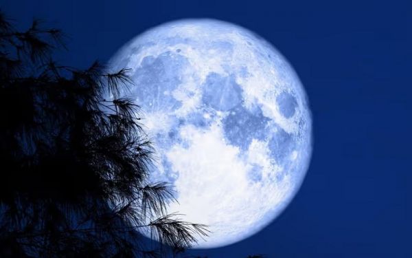 अपेक्षाकृत छोटा और कम चमकदार महसूस होगा वैशाख पूर्णिमा का चांद