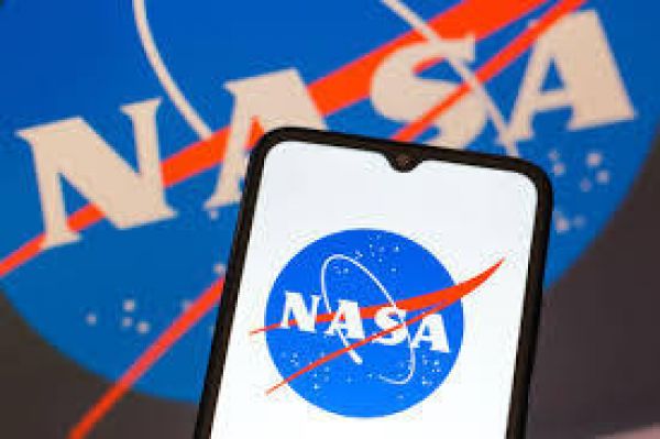 NASA की चेतावनी: मोबाइल नेटवर्क और बिजली व्यवस्था पर खतरा