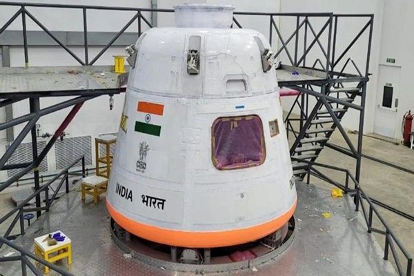 गगनयान मिशन की पहली परीक्षण उड़ान दिसंबर में: इसरो अध्यक्ष वी. नारायणन