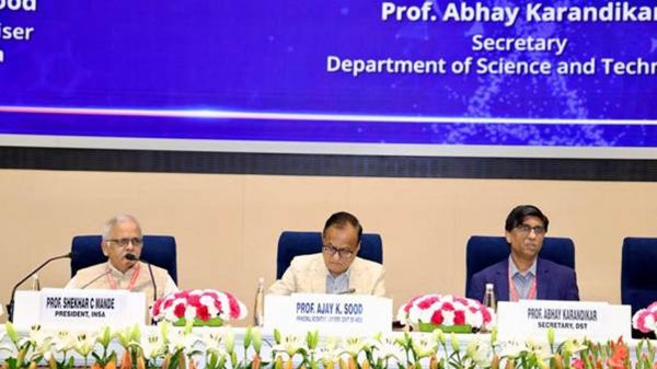 विज्ञान और नीति के बीच समन्वय अनुसंधान को वास्तविक दुनिया में प्रभावी बनाने की कुंजी है: राष्ट्रीय विज्ञान दिवस 2026 पर विशेषज्ञों का मत।