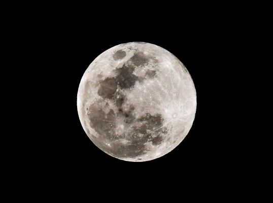 31 मई को फुल-मून : अपने मोबाइल से लीजिए चांद की बेहतरीन फोटो, नासा ने शेयर किए फोटोग्राफी टिप्स