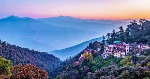  मसूरी की खूबसूरत वादियों और पहाड़ों की सुंदरता