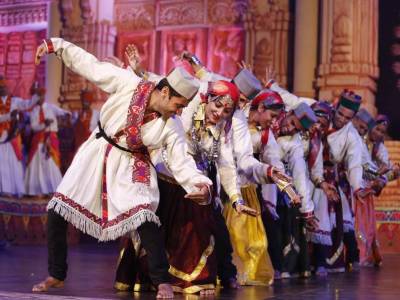 हिमाचल की समृद्ध संस्कृति – नाटी नृत्य 