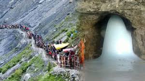 जम्मू के भगवती नगर आधार शिविर से 2,484 अमरनाथ तीर्थयात्रियों का 26वां जत्था रवाना