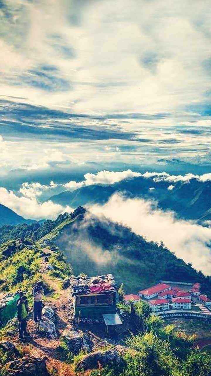 नवंबर में बनाएं घूमने का प्लान,  सिर्फ पांच हजार रुपये में करें इन जगहों की सैर