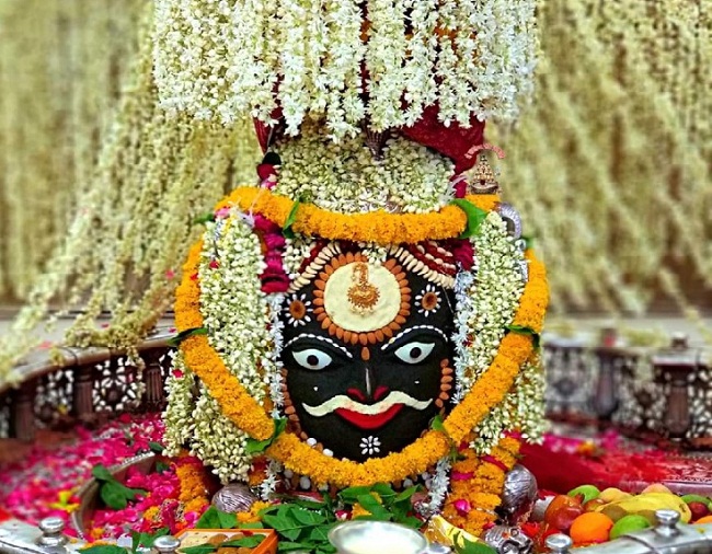 ज्योतिर्लिंग भगवान महाकाल की संध्या और शयन आरती की