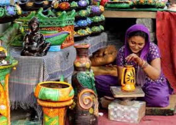 शैली और विदेशी तकनीकों का मिश्रण है हैदराबाद की कला