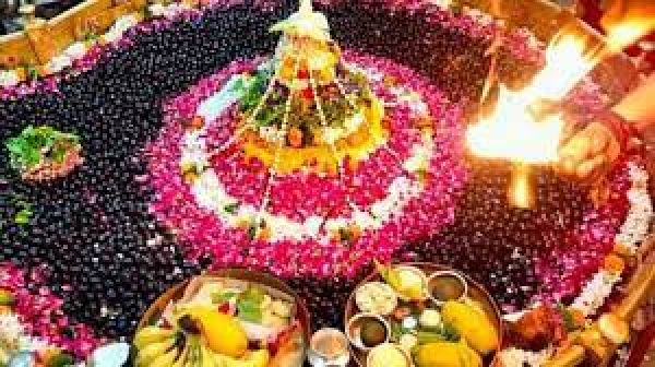 गौरी-केदारेश्वर का अद्भुत स्वंभू शिवलिंग, यहां भोग ग्रहण करने आते हैं भगवान शिव
