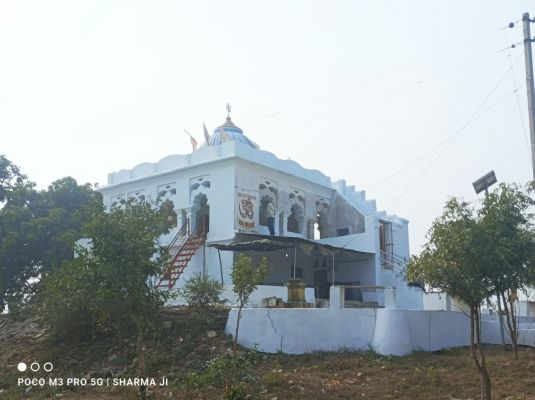 हमीरपुर में कोटेश्वर शिवमंदिर में माथा टेकते ही बीमारी होती है छूमंतर
