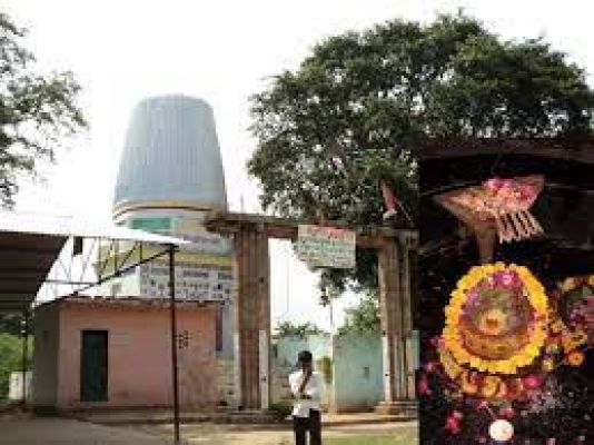  मराठा काल में बना था हमीरपुरका शिवमंदिर 