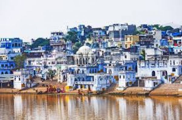 उत्सव और आस्था की नगरी पुष्कर