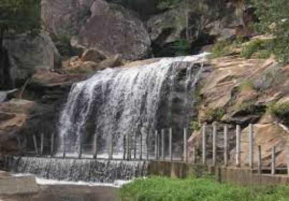 पंचलिंग झरना