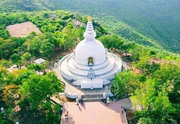 धार्मिक पर्यटन स्थलों में से एक-वैशाली 