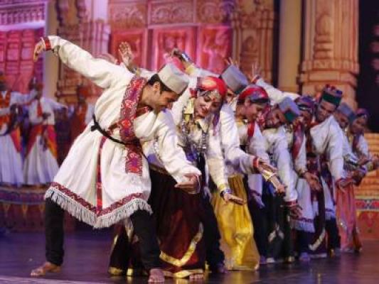 हिमाचल की समृद्ध संस्कृति – नाटी नृत्य 