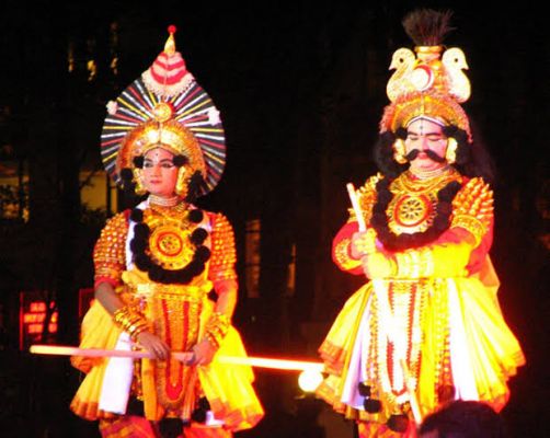 कर्नाटक राज्‍य का लोक नृत्य - यक्षगान 