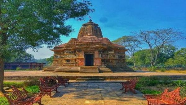 नारायणपाल मंदिर