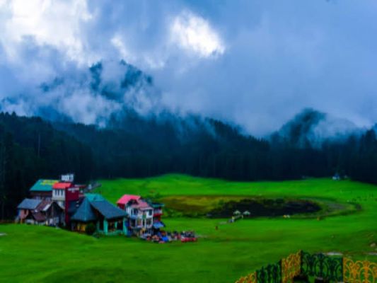  गर्मी से राहत पाने के लिए अप्रैल में घूमने का प्लान बनाए इन ठंडी जगहों पर