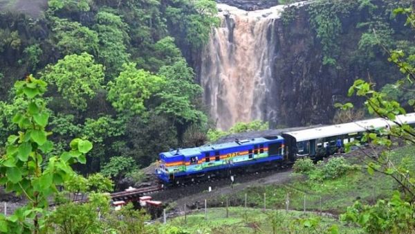 विश्व पर्यटन दिवस : भारत के विविध और चिरस्‍थायी खजानों का प्रवेश द्वार