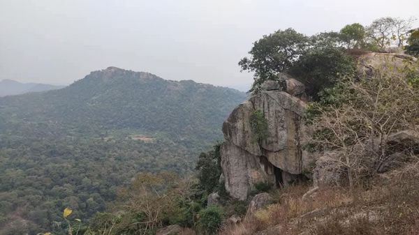 अंतरराष्ट्रीय पिकनिक स्पॉट है कौलेश्वरी पर्वत, न‌ये वर्ष पर उमड़ती है विदेशी पर्यटकों की भीड़