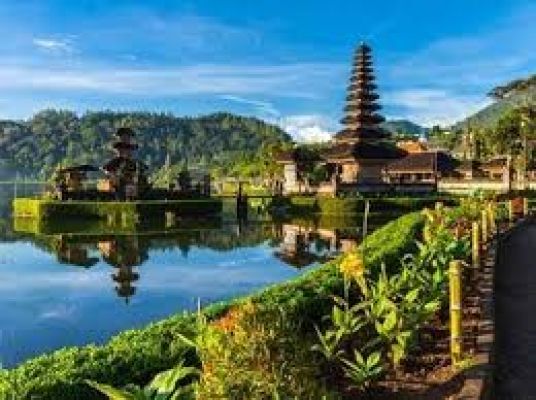 इंडोनेशिया: रोमांच प्रेमियों के लिए एडवेंचर का परफेक्ट डेस्टिनेशन ! 