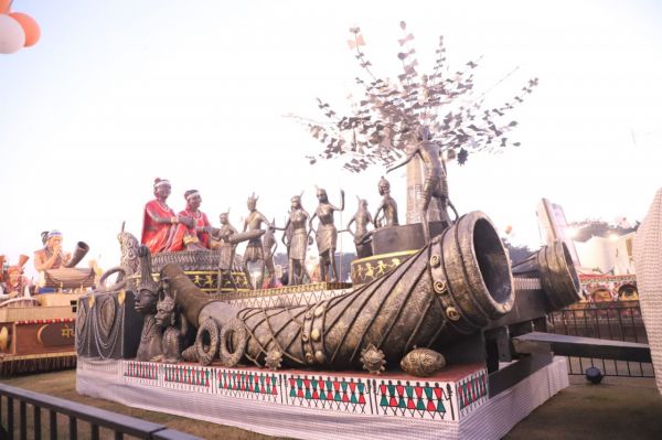 रायपुर : लाल किले में भारत पर्व 2025 : छत्तीसगढ़ की झांकी बनी आकर्षण का केंद्र