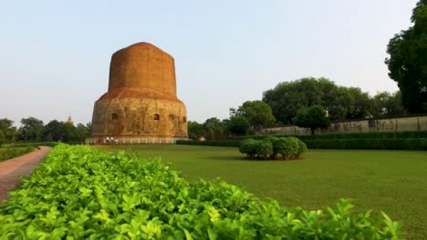  गुरु पूर्णिमा पर सारनाथ में भगवान बुद्ध के प्रथम उपदेश की स्मृति में विशेष आयोजन