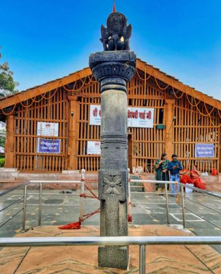 दंतेवाड़ा शक्तिपीठ में दीपावली में मां लक्ष्मी के रूप में पूजी जाती माता दंतेश्वरी