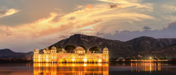 जल महल: जयपुर का शिकार और स्थापत्य चमत्कार
