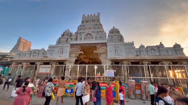 सुब्रमण्य स्वामी मंदिर प्रशासन ने श्रद्धालुओं के समुद्र में नहाने पर लगाई रोक
