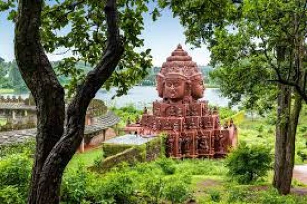 अमरकंटक: इतिहास, आध्यात्म और प्रकृति का अद्भुत संगम