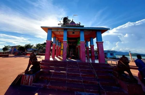 चिल्का झील का कालीजई मंदिर: आस्था और प्रकृति का अद्भुत संगम