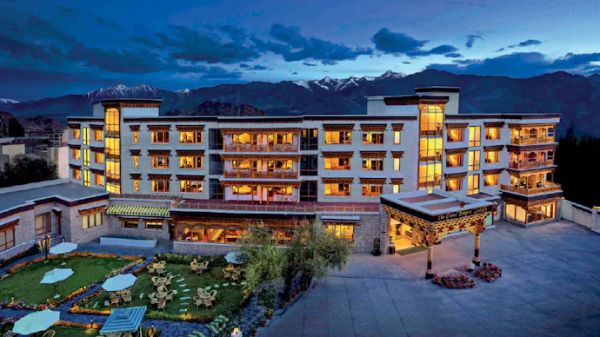 लेह और उसके आसपास: लद्दाख में ठहरने के लिए सबसे बेहतरीन आवास